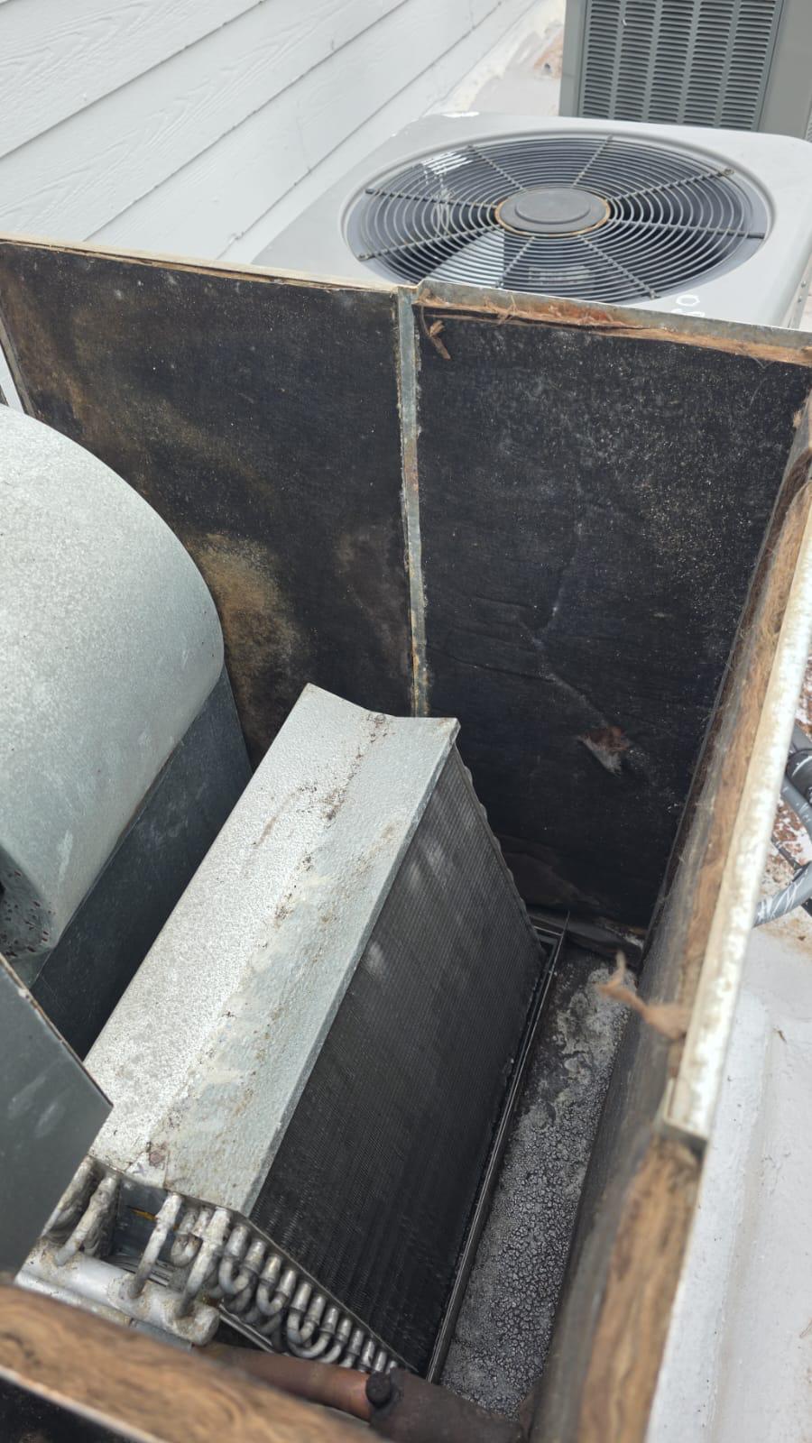 Spring HVAC Maintenance Checklist for Pearland Commercial Buildings